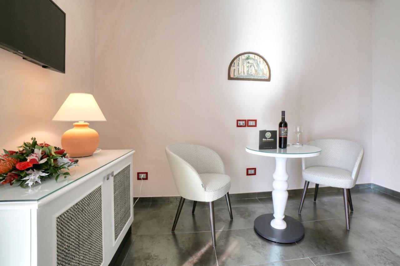 Palazzo Confalone 拉维罗 外观 照片